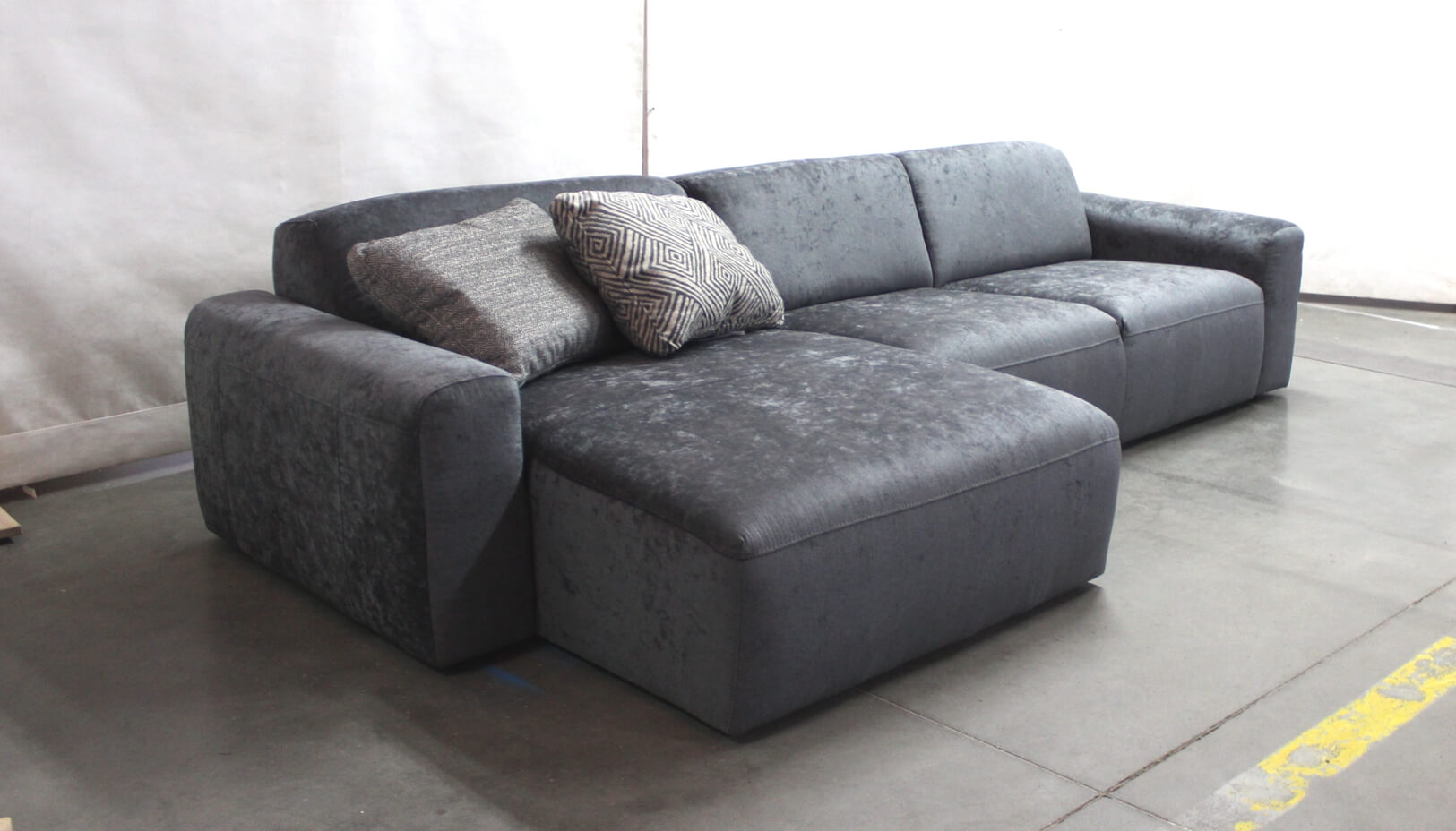 BE TRUE - Outlet Sofa